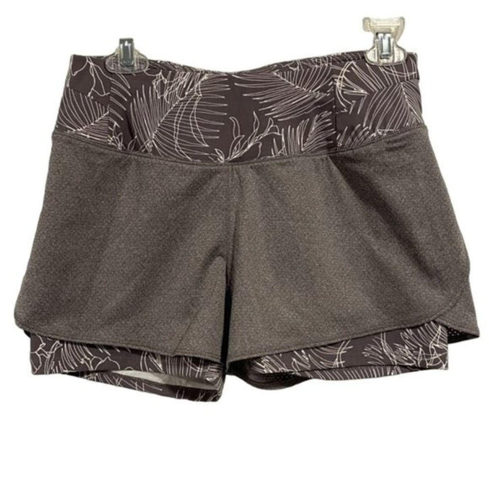 CALIA by Carrie Underwood Double Layer Short Breezy Palm Shark Print Small